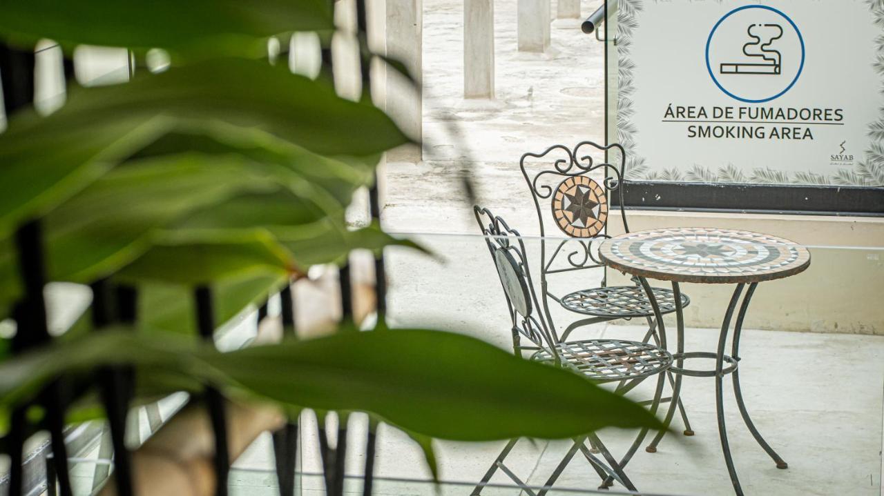 Moonshine Tulum Hotel & Hostel Екстериор снимка